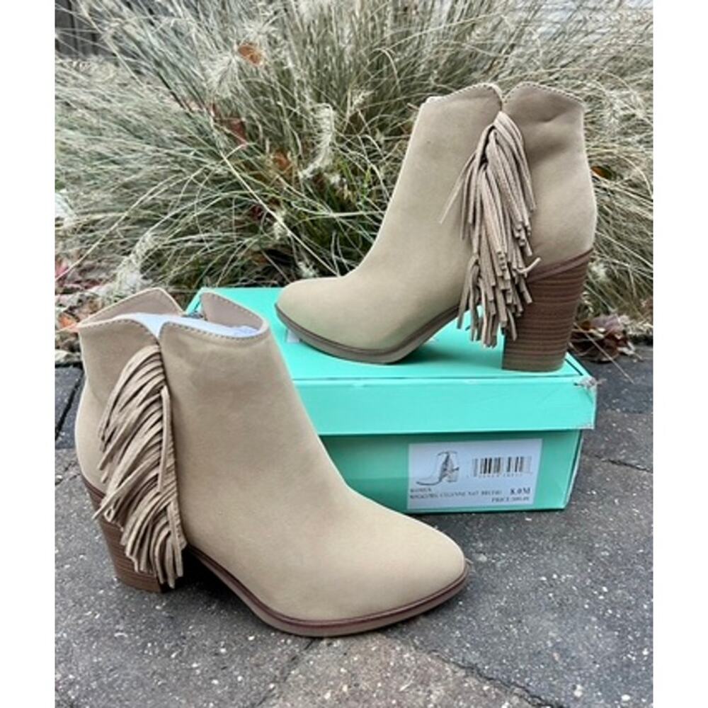 New! Mia boho western beige fringe booties size 8